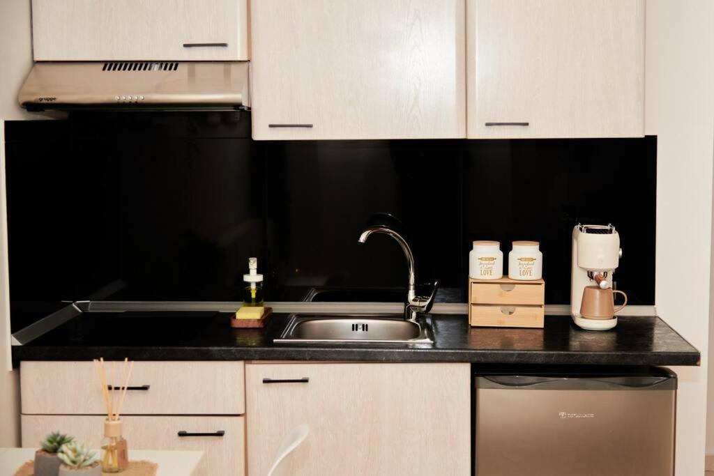 Florina Modern Studio Экстерьер фото